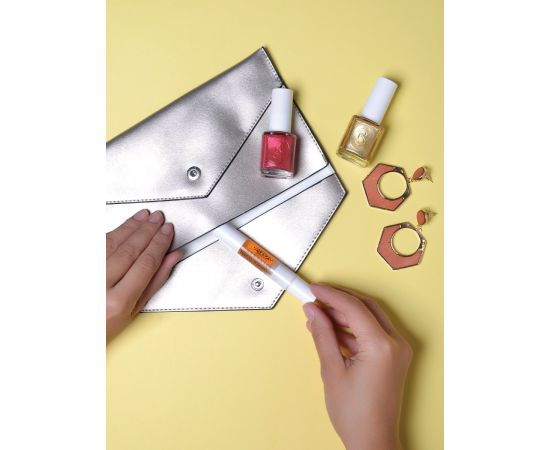 BERENICE Nail Care Set Набор средств для ногтей «Rich nutritive oil» 4 ml. + «Total Regrow» 4 ml., фото , изображение 4 BERENICE Nail Care Set Набор средств для ногтей «Rich nutritive oil» 4 ml. + «Total Regrow» 4 ml., фото , изображение 4